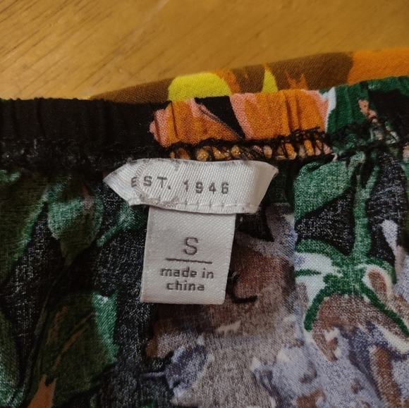 Est 1946 Womans Floral Size Small Blouse Shirt Top - Picture 3 of 3